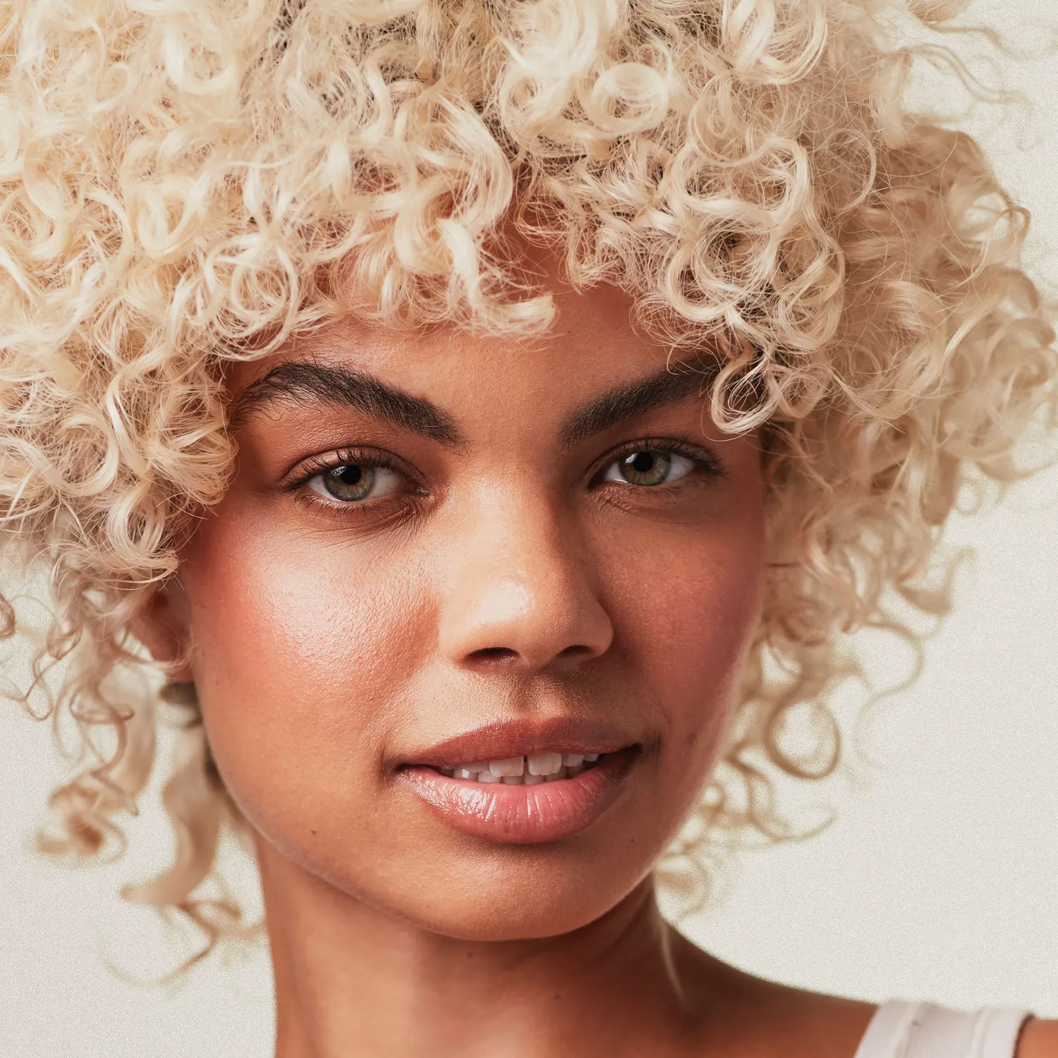 Paul Mitchell Platinum Blonde Violet sjampo 1 liter lilla