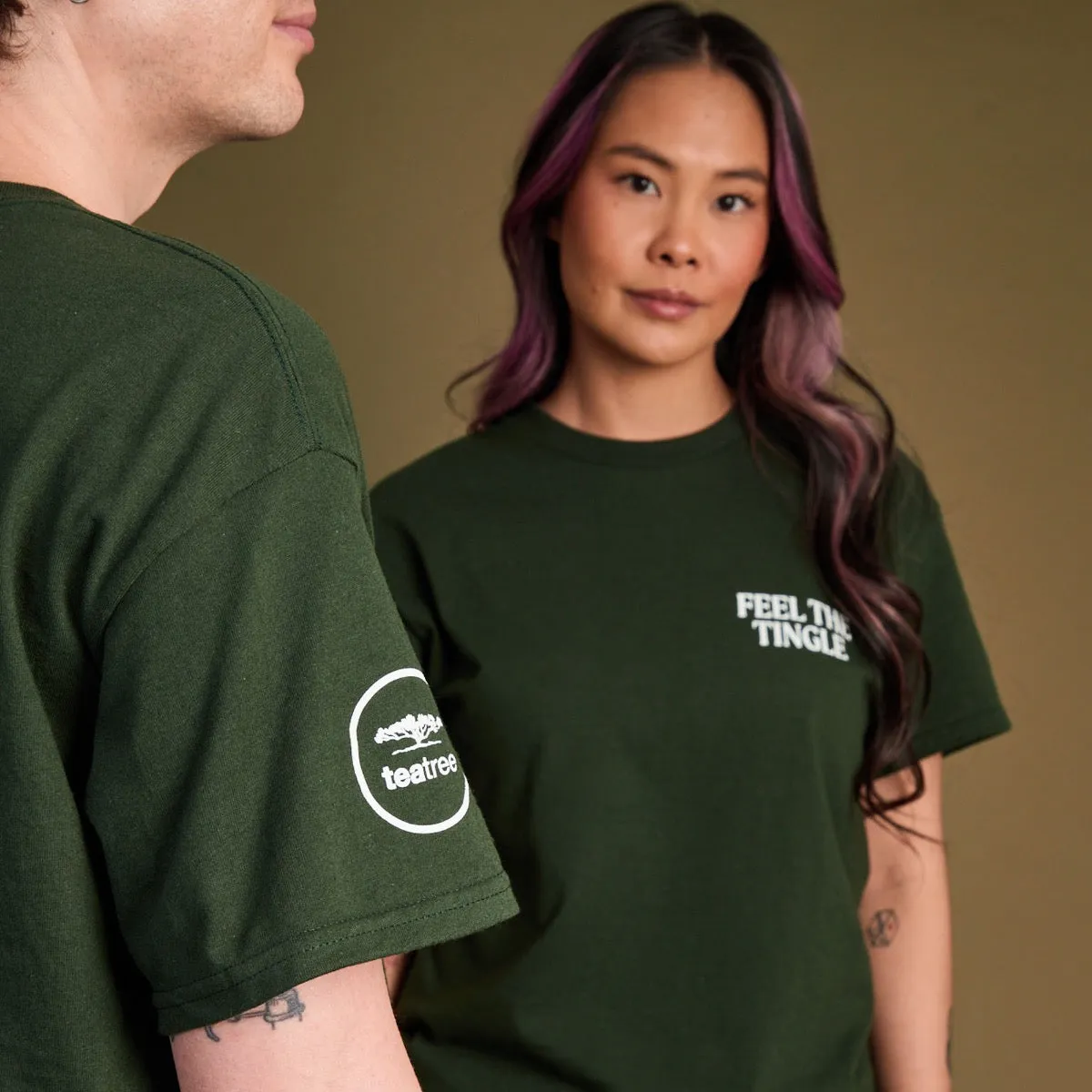 Paul Mitchell Tea Tree Feel the Tingle T-skjorte grønn bomull