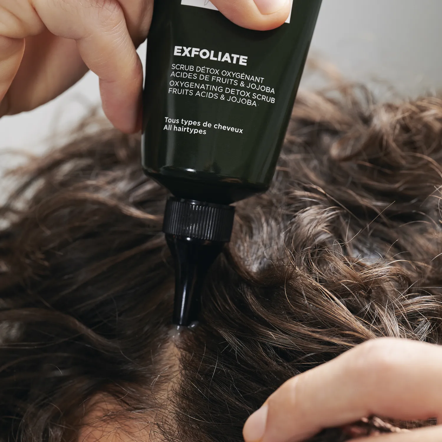 Lazartigue Exfoliate gelé pre-sjampo hodebunn