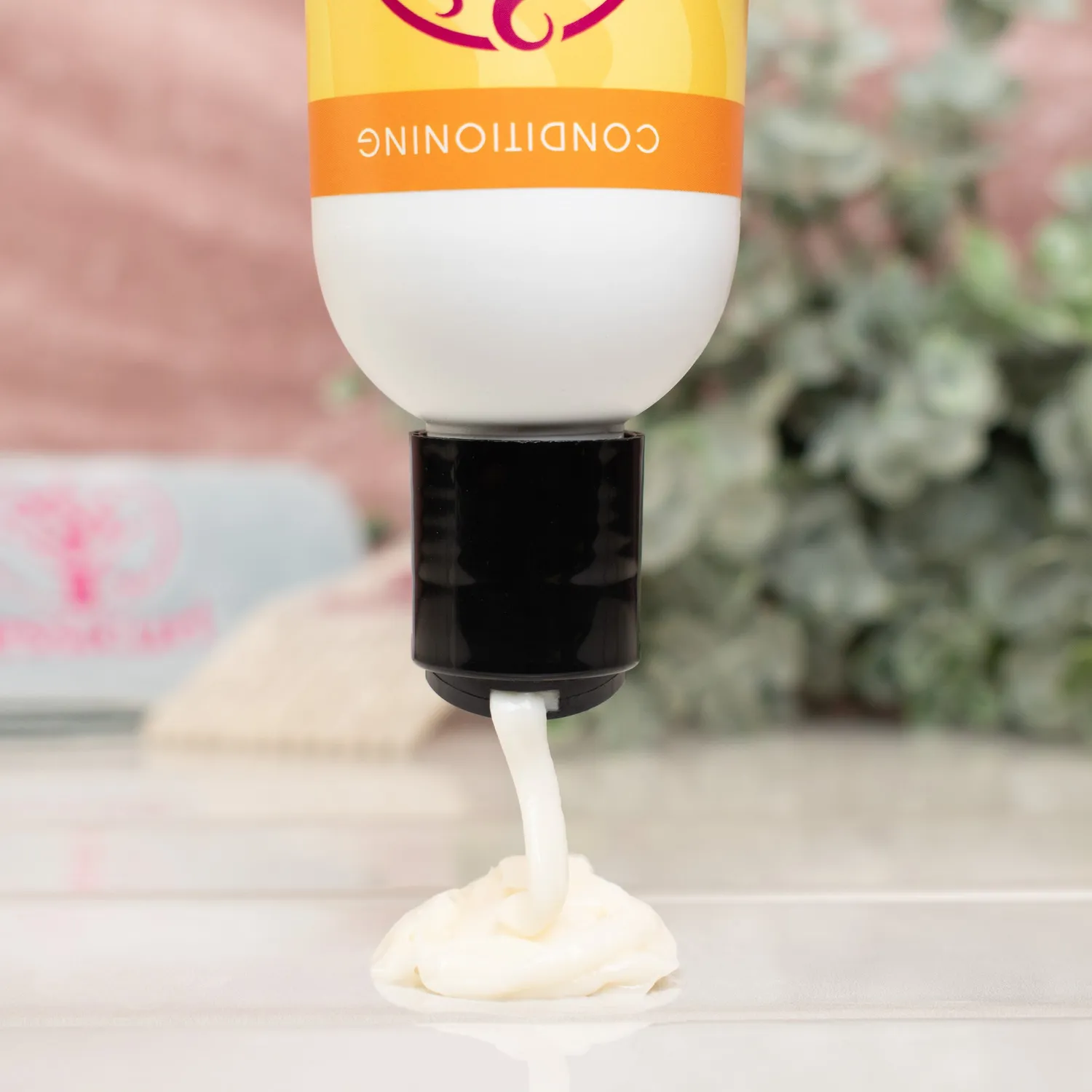 Jessicurl Too Shea! balsam 473 ml middels tykt hår